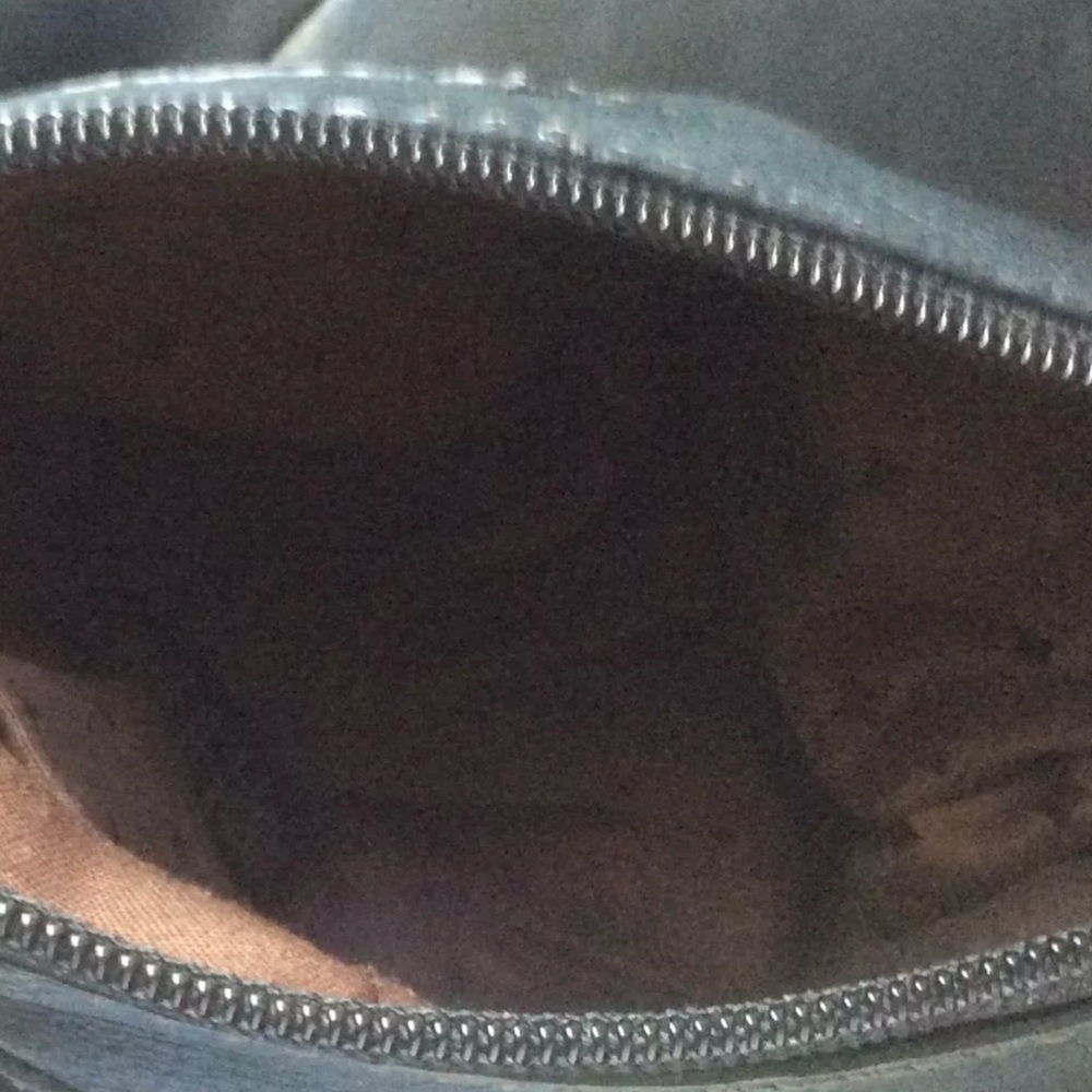 Fossil Black Leather Women's Bag - Picture 5 of 6